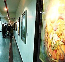 حراج آثار هنری در نگارخانه ایوان سپید

